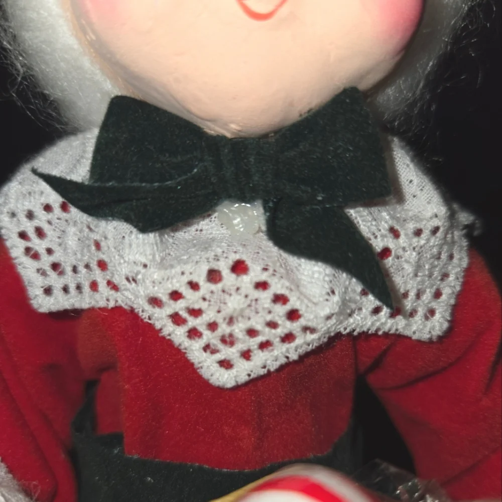 Vintage Made In Taiwan Christmas‎ Papier Mache Mrs. Claus With Candy 11